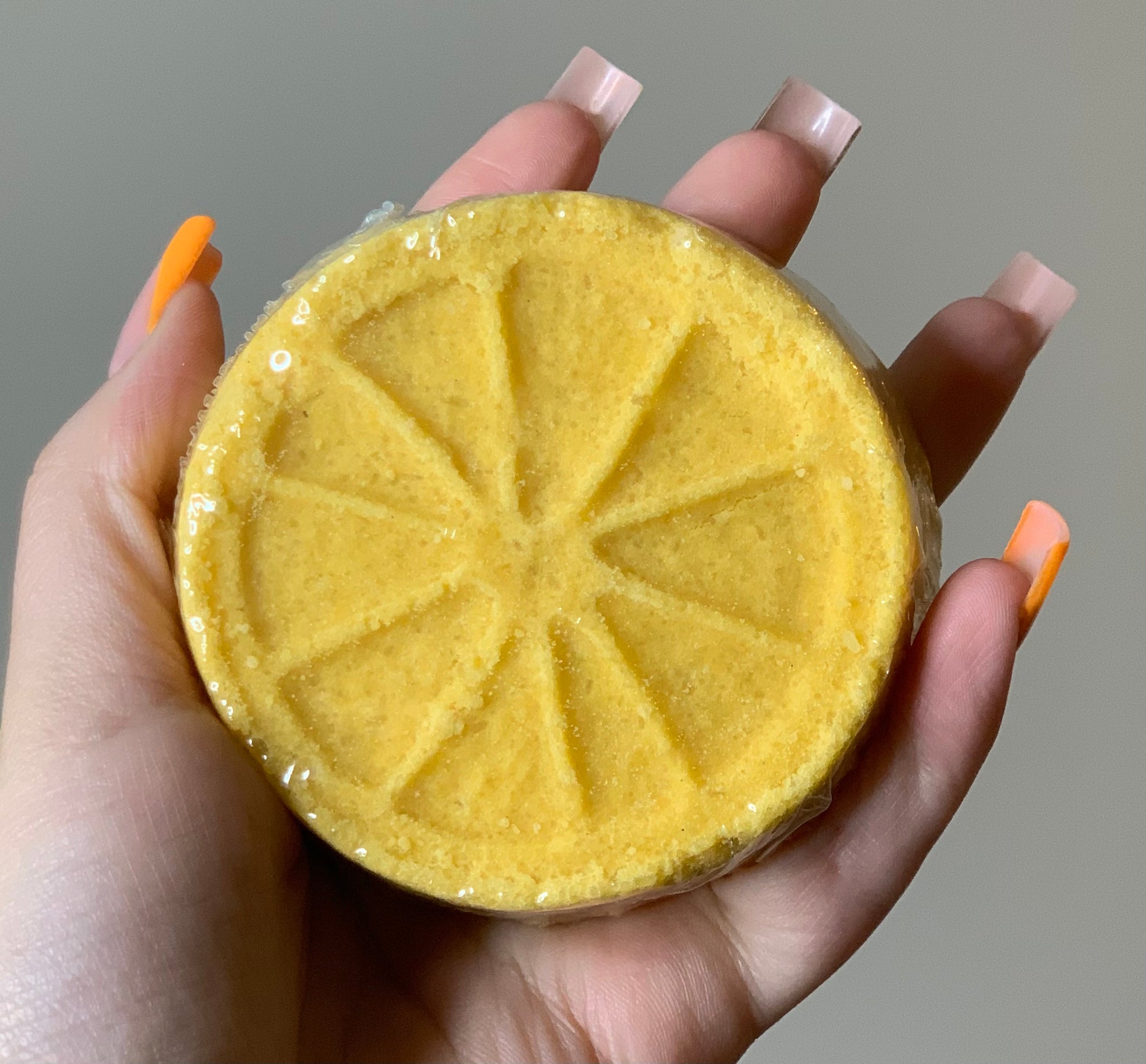 Citrus slice bath bombs